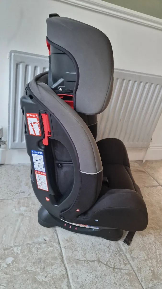Car seat - Image 2