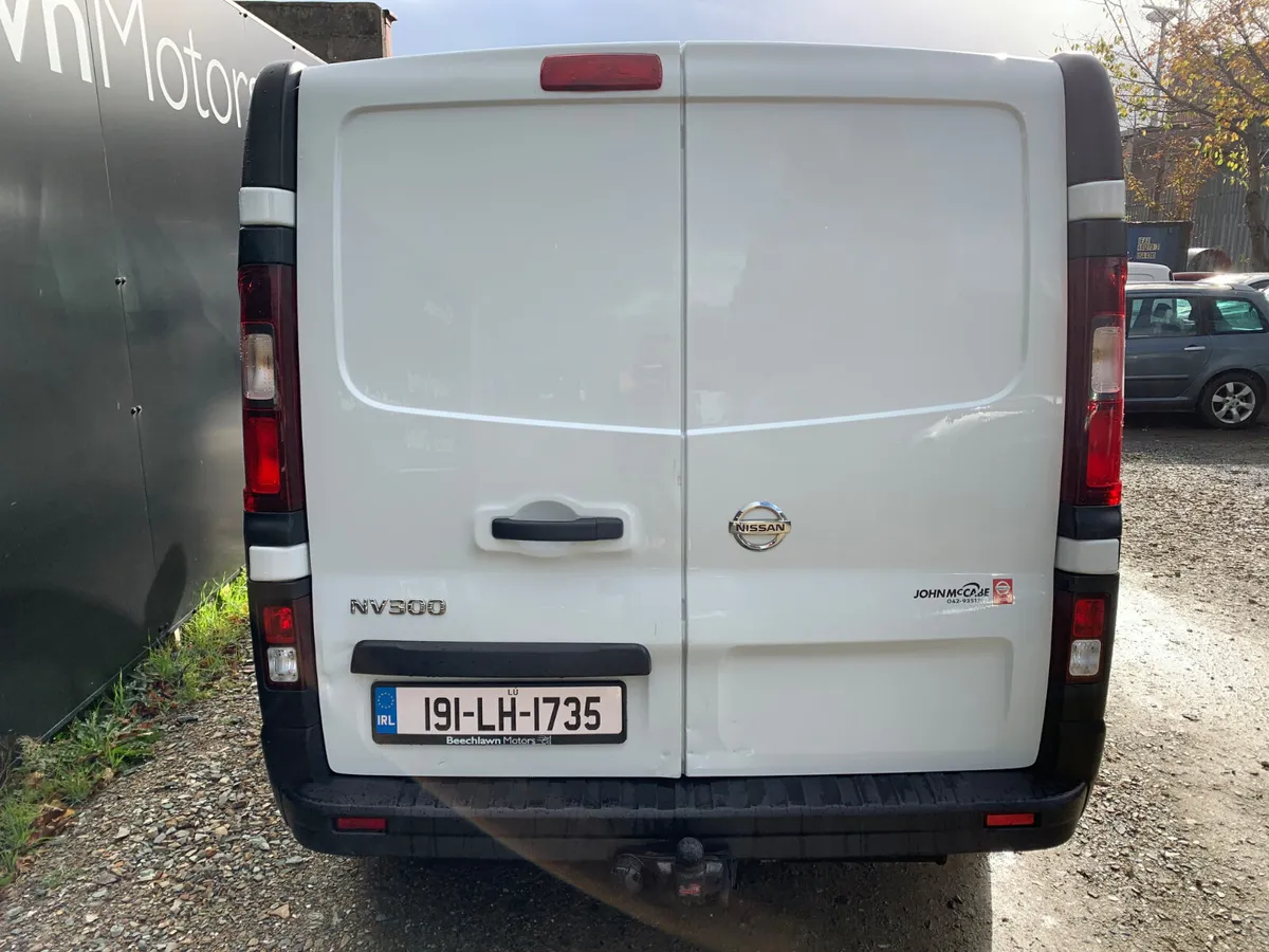 NISSAN NV300 1.6 DCI 120 PS LWB FRIDGE VAN - Image 4