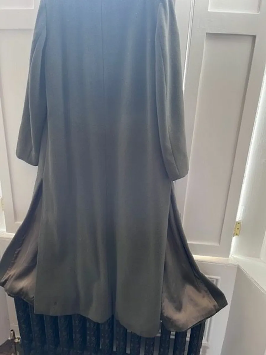 Winter coat - Image 3