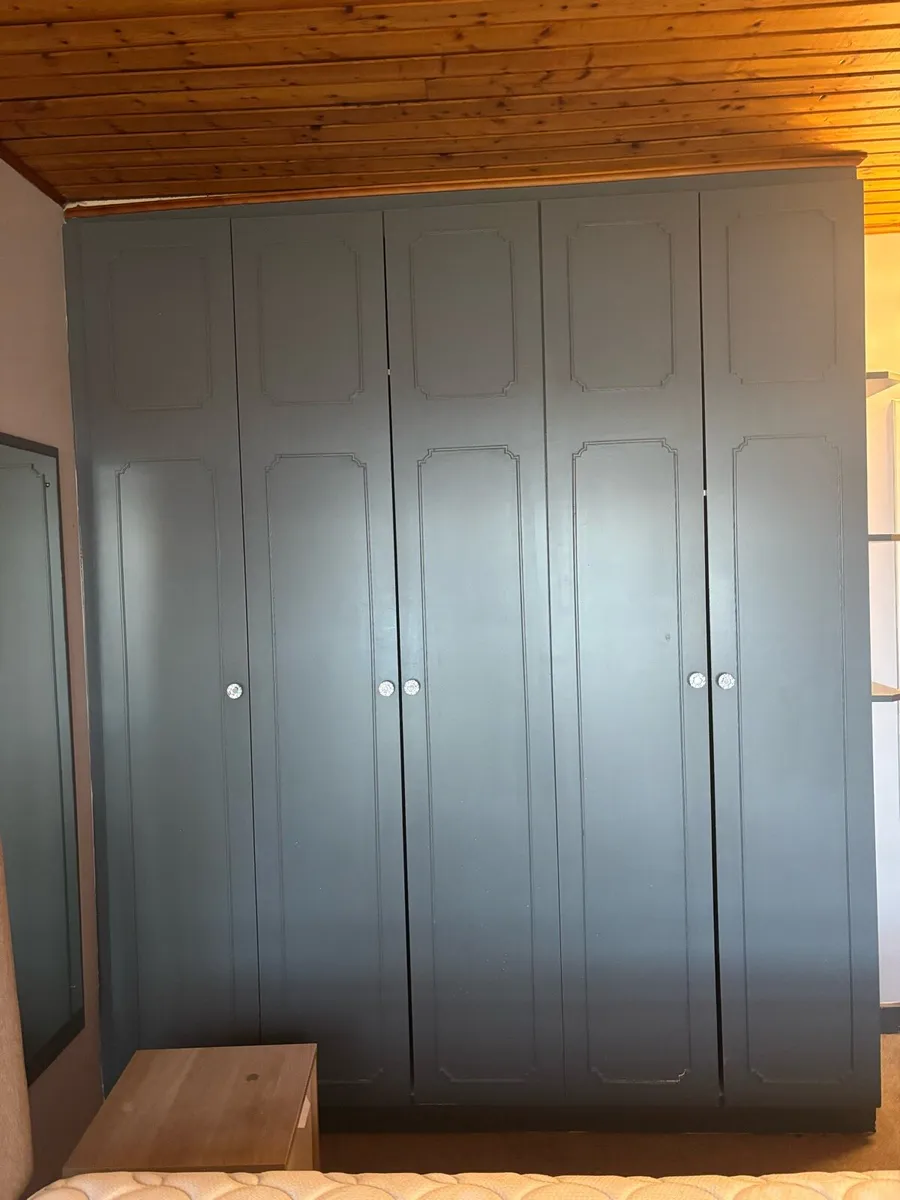 Bedroom wardrobe doors for sale - Image 2