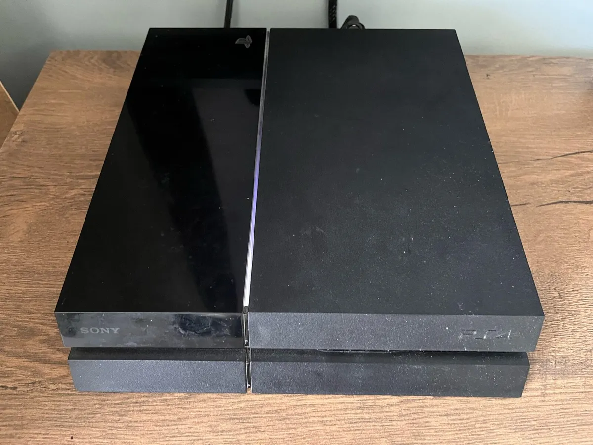 PlayStation 4 - Image 1