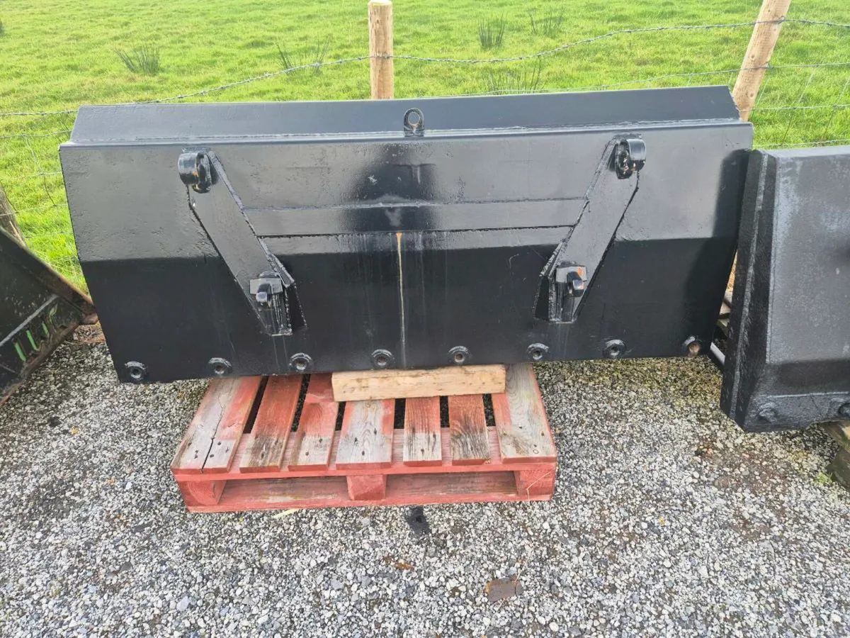 Loader attachments - Image 1