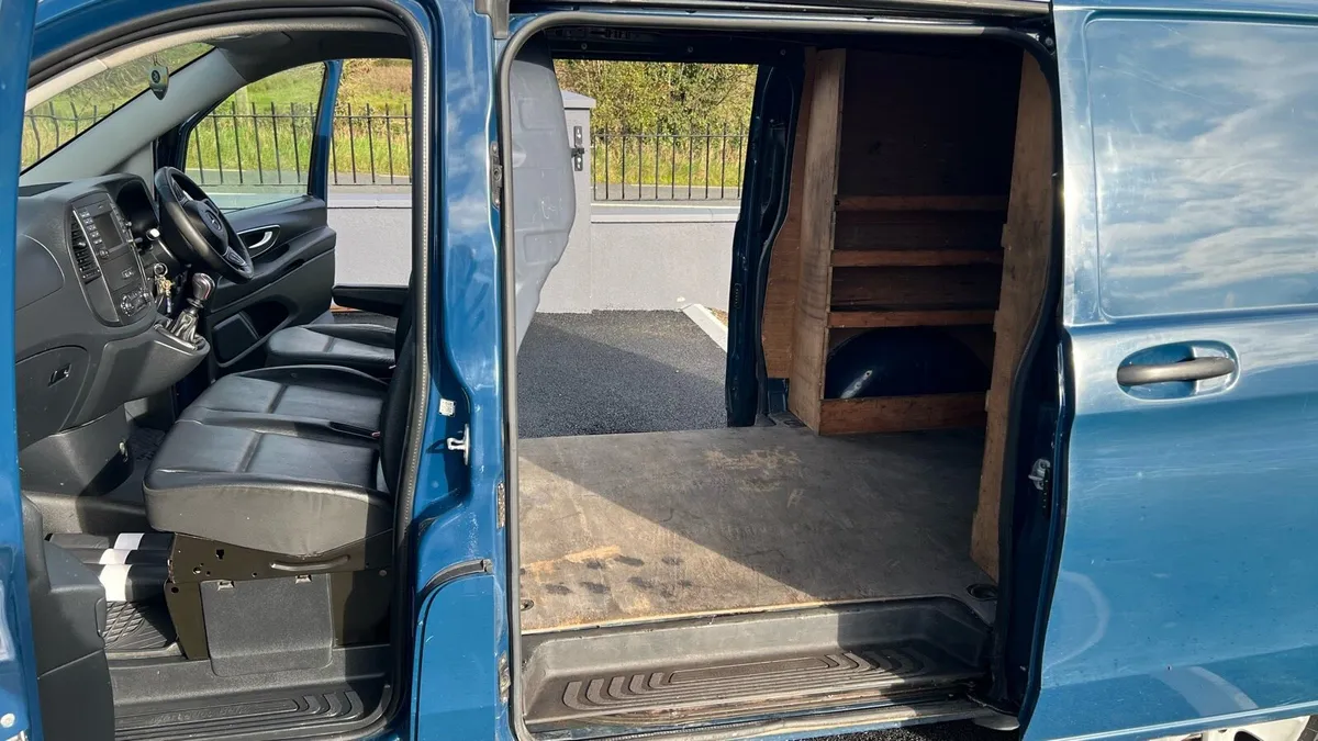 Mercedes Benz Vito ( new DEO) - Image 4