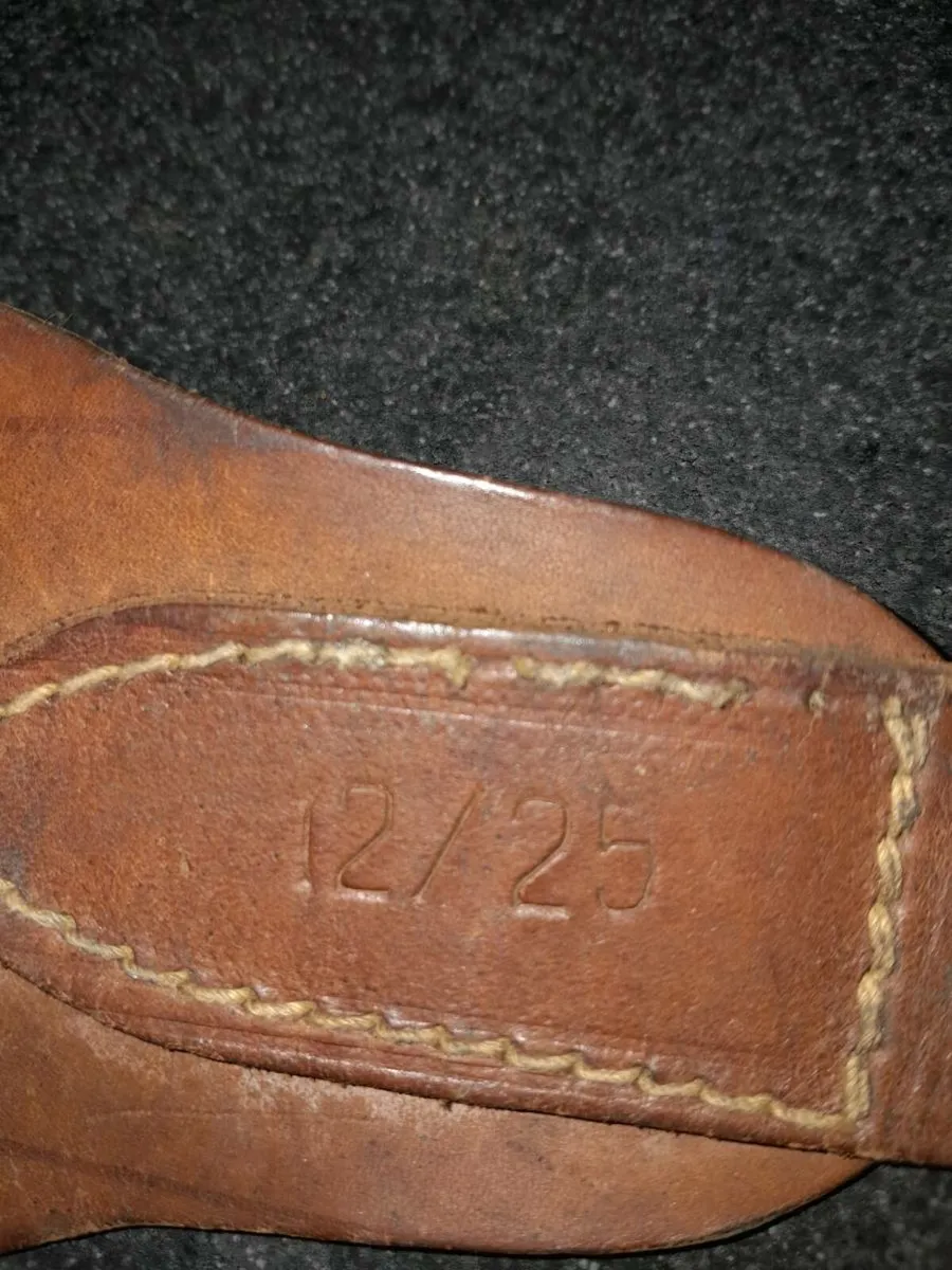 Vintage leather cartridge belt 120cm - Image 3