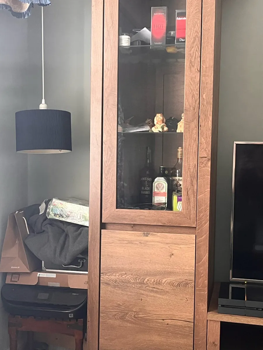 Display cabinet 1 door wild dark oak colour - Image 1