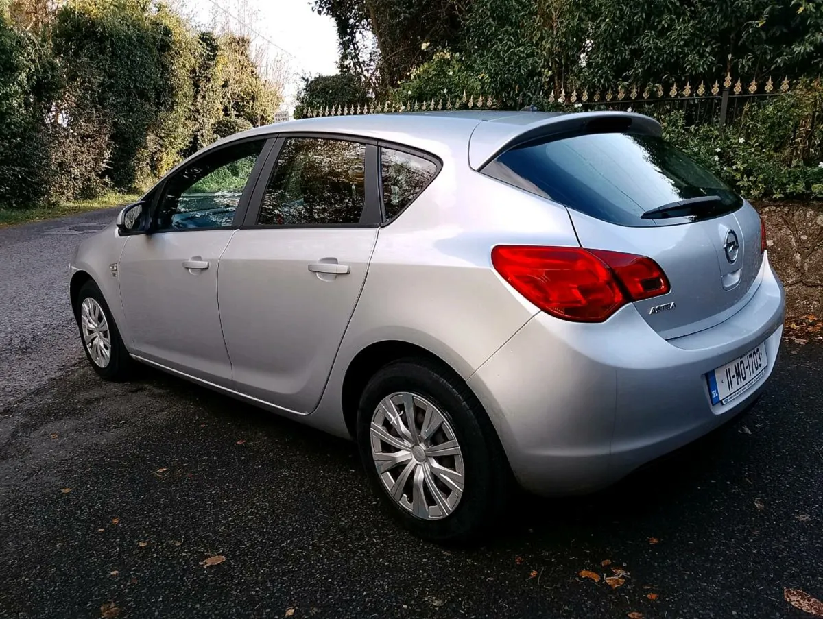 Opel Astra - Image 3
