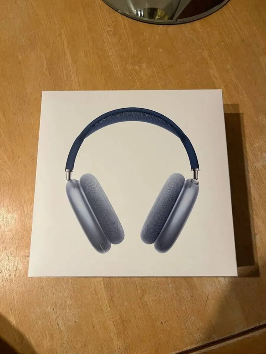 Apple AirPods Pro Max - Image 1