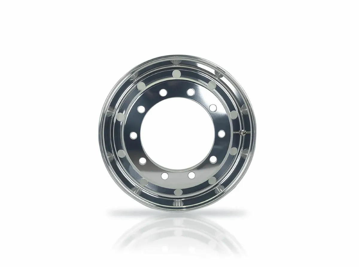 22.5'' x 11.75'' Chrome Aluminium Alloy Wheel - Image 2