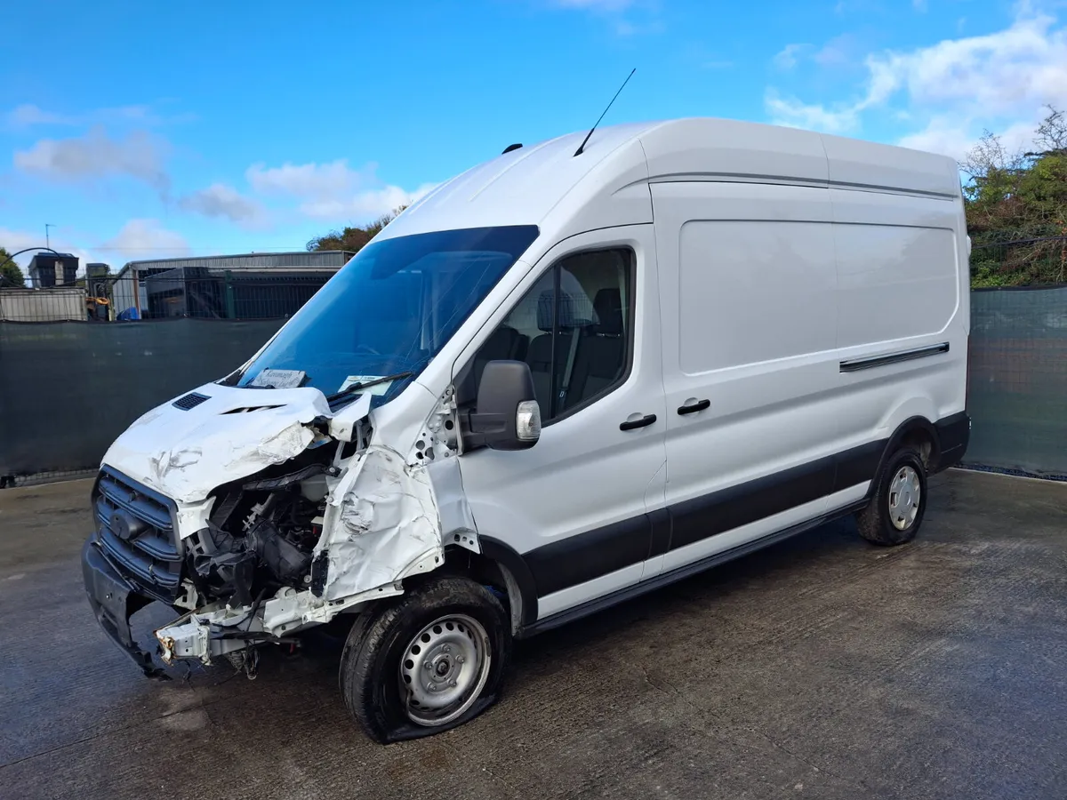 231 Ford Transit 350l 2.0 Diesel - Image 3
