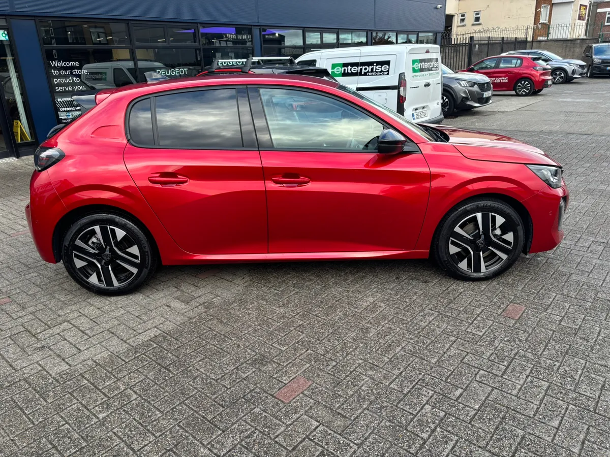 2025 Peugeot 208 Allure Hybrid scrappage offer - Image 3