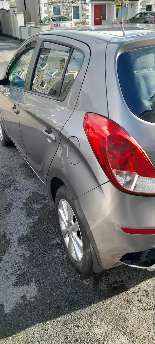 131 Hyundai i20 1.2 1.4 Diesel Blue Drive - Image 3
