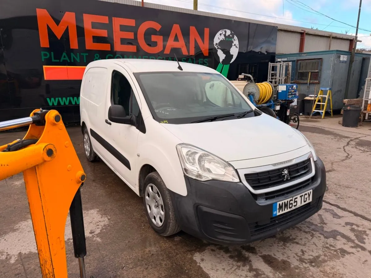 Peugeot Partner Crew cab Conversion - Image 1