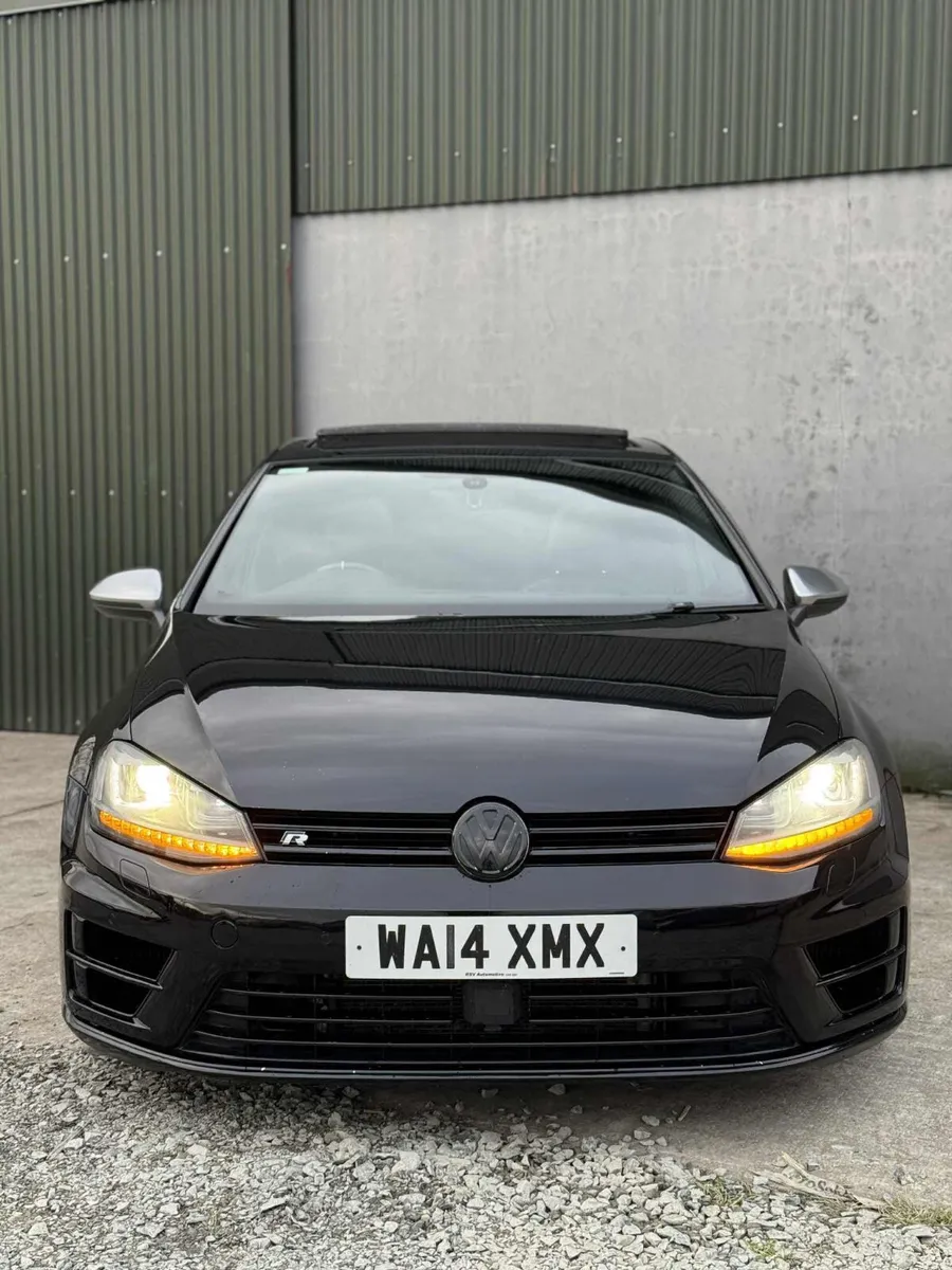 Volkswagen Golf R Automatic Dsg - Image 2
