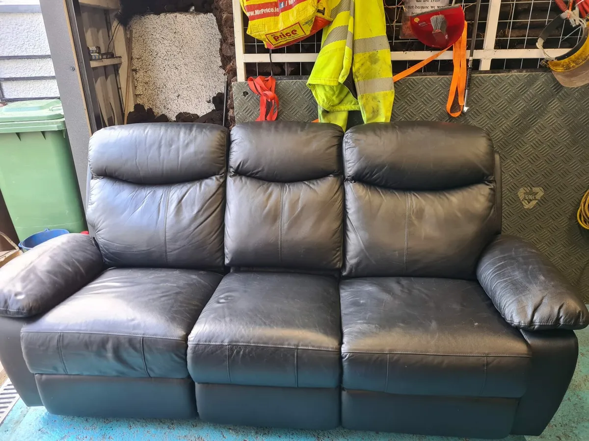Electric leather 3 person sofa - Image 1