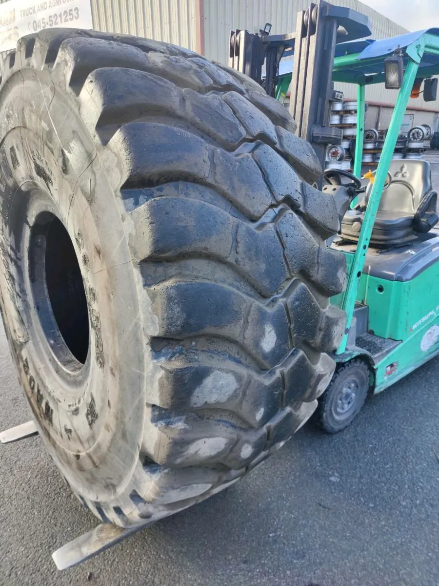 29.5 R 25 E3 MAGNA MA02 EARTH MOVER TYRE - Image 3