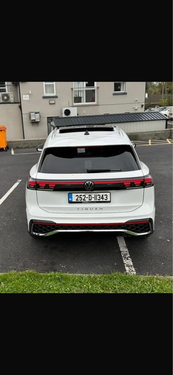 Volkswagen Tiguan Rline edition 75 - Image 3