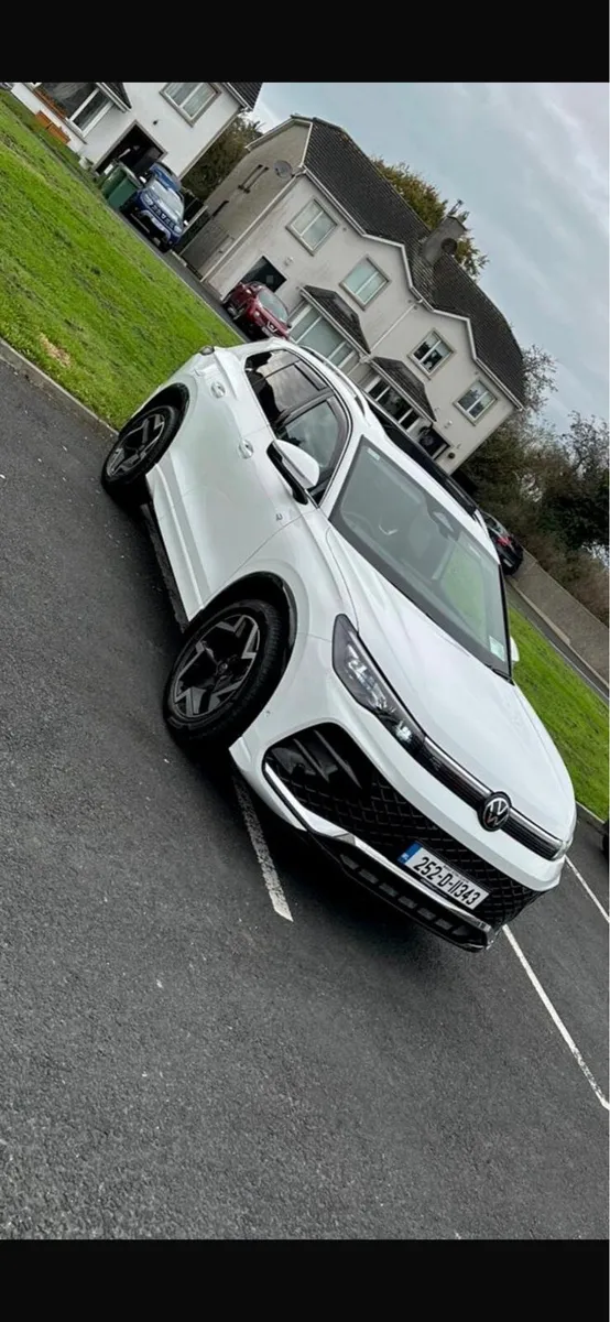 Volkswagen Tiguan Rline edition 75 - Image 1