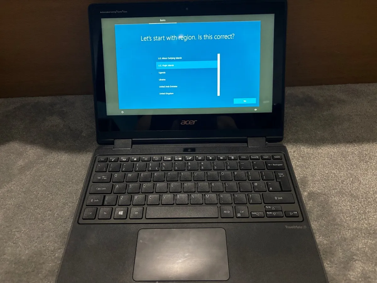 Acer 2 in 1 laptop - Image 3