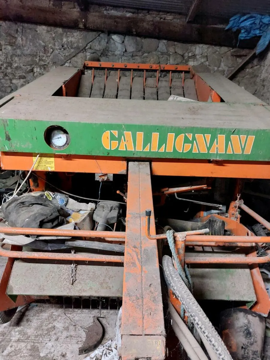 Baler - Image 2
