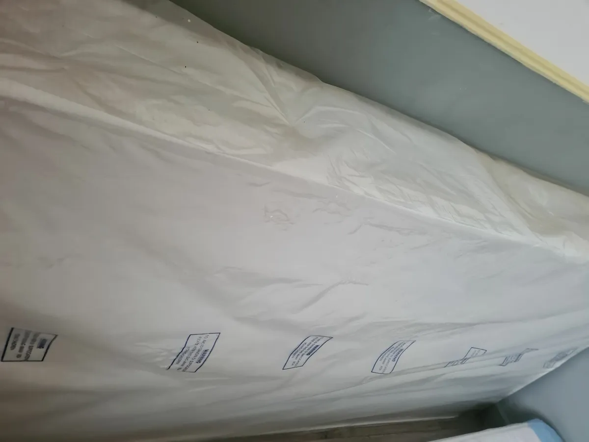 Divan bed - Image 1