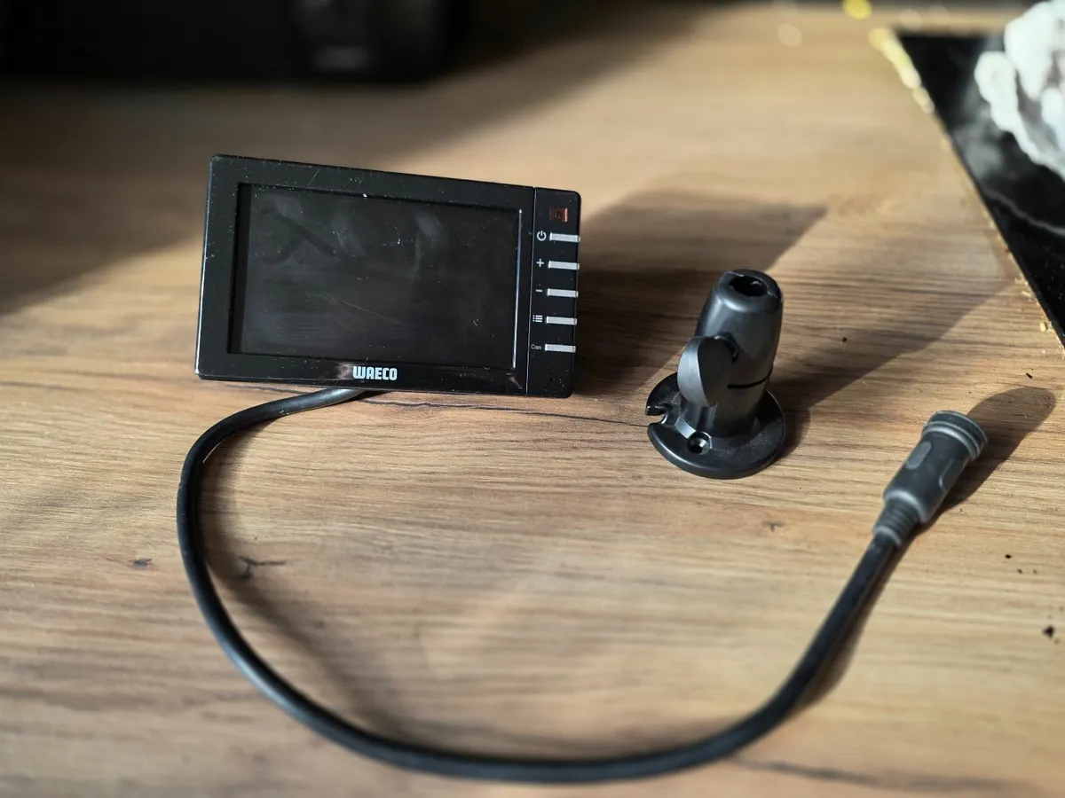Dometic / Waeco Reverse camera screen - Image 3