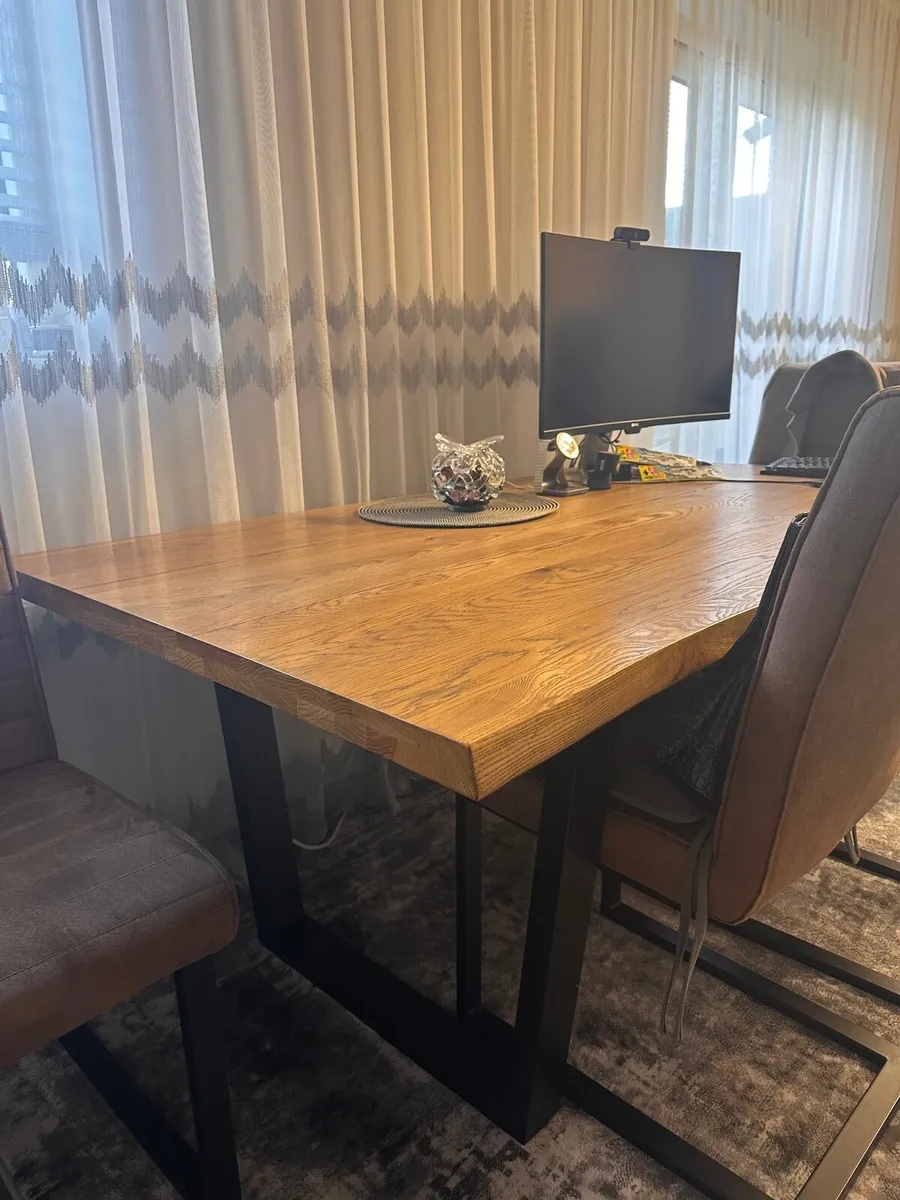 Table+ 6 chairs - Image 1
