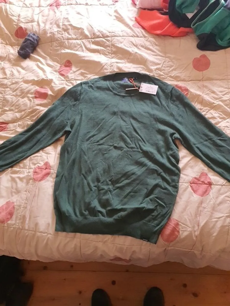 jumper - Image 1