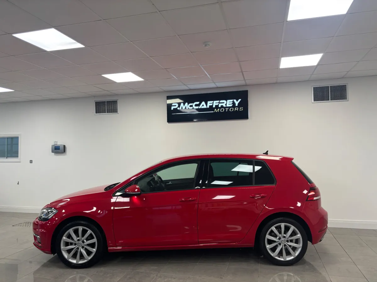 2018 VOLKSWAGEN GOLF 1.2 TSI COMFORTLINE AUTO DSG - Image 2