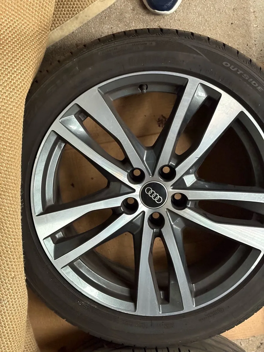 Audi wheels and tires - Image 3
