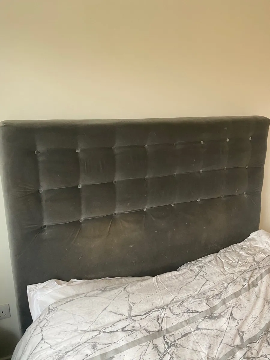 Bedroom furniture - Image 2
