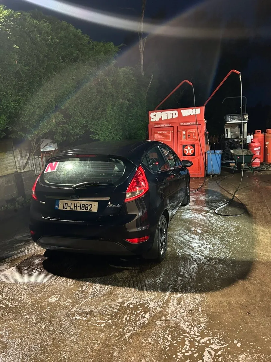 Ford fieasta - Image 2