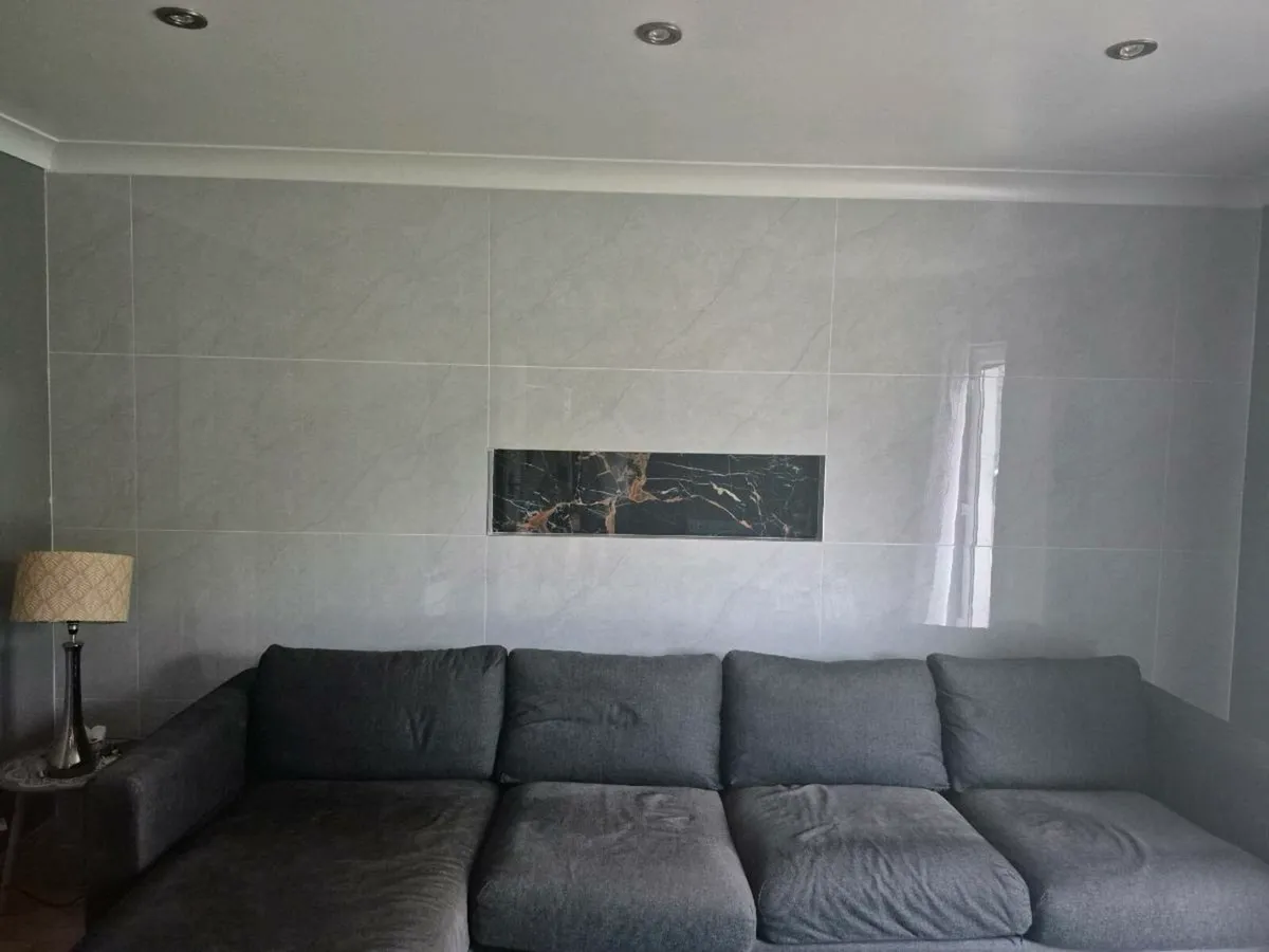 Tiler available - Image 1