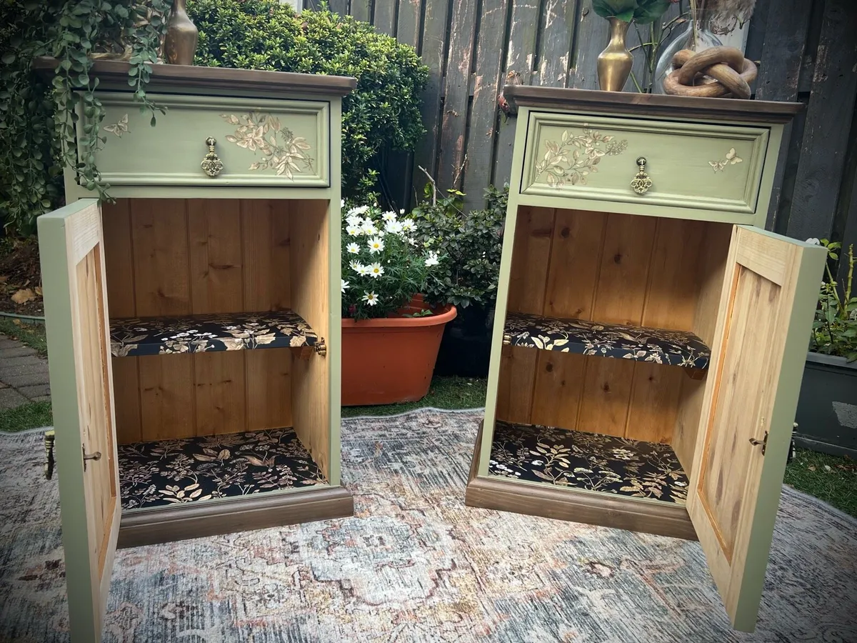 Unique Bedside.Lockers - Image 4