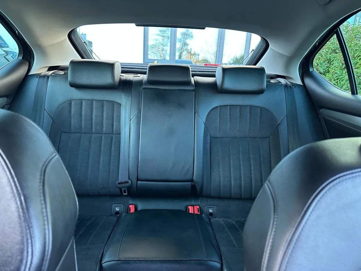 Skoda Superb 2017  2.0 TDI   Business - Image 4