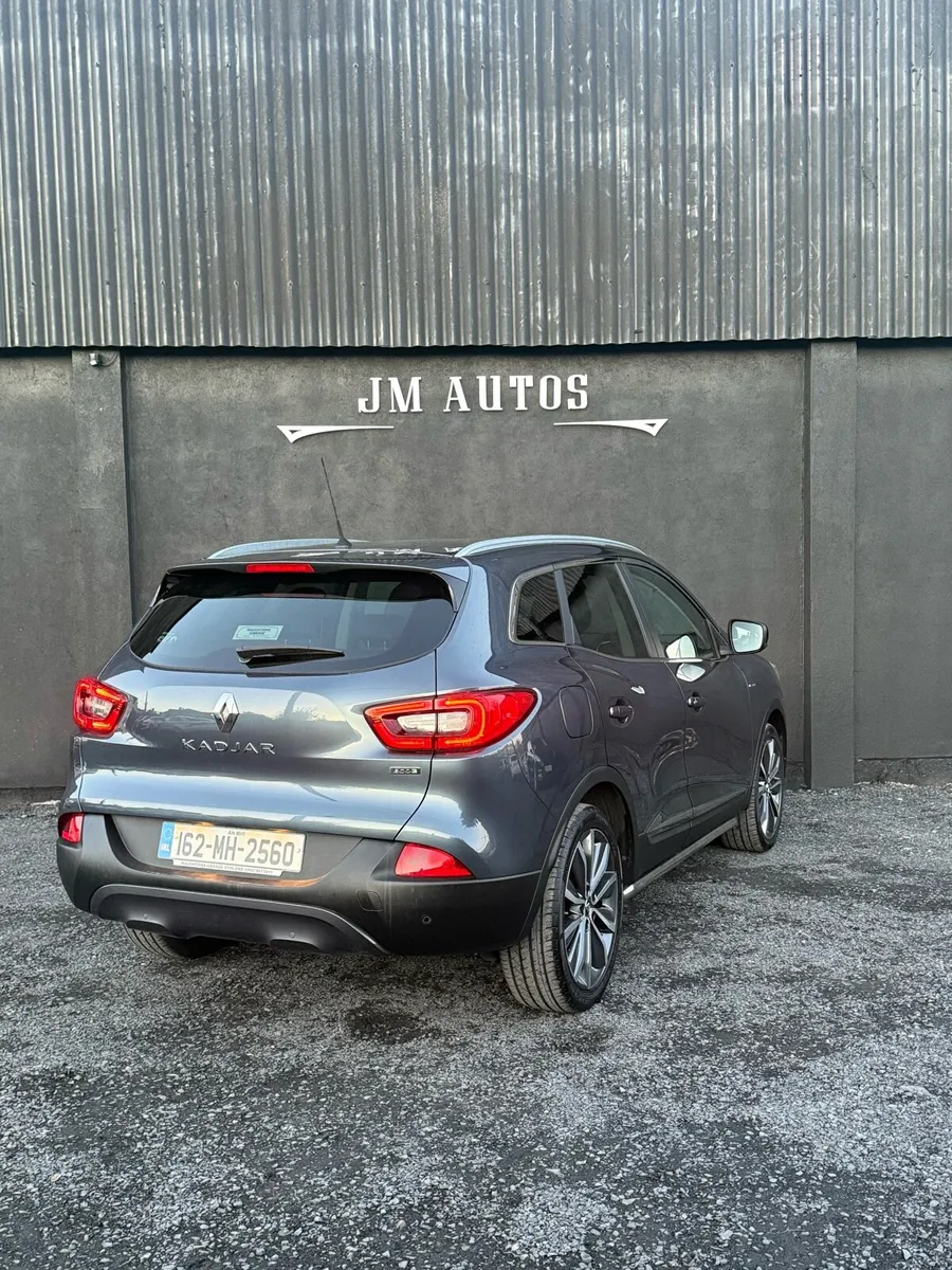 RENAULT KADJAR SIGNATURE MODEL - Image 3