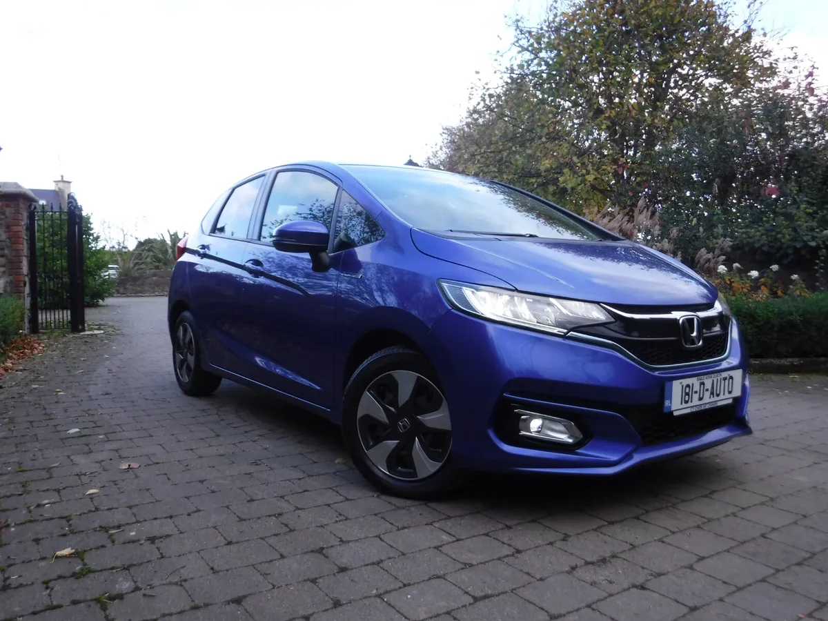 HONDA FIT 1.5 AUTO HYBRID ANDROID+CARPLAY - Image 1