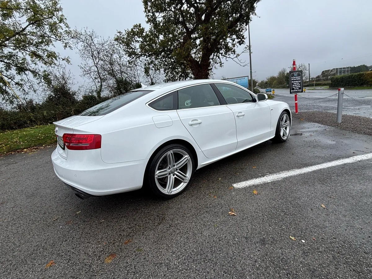 Audi A5  SportBack 2010 S-line - Image 3