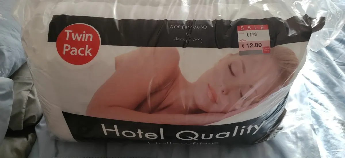 Harry Corry Bedroom set - Image 1