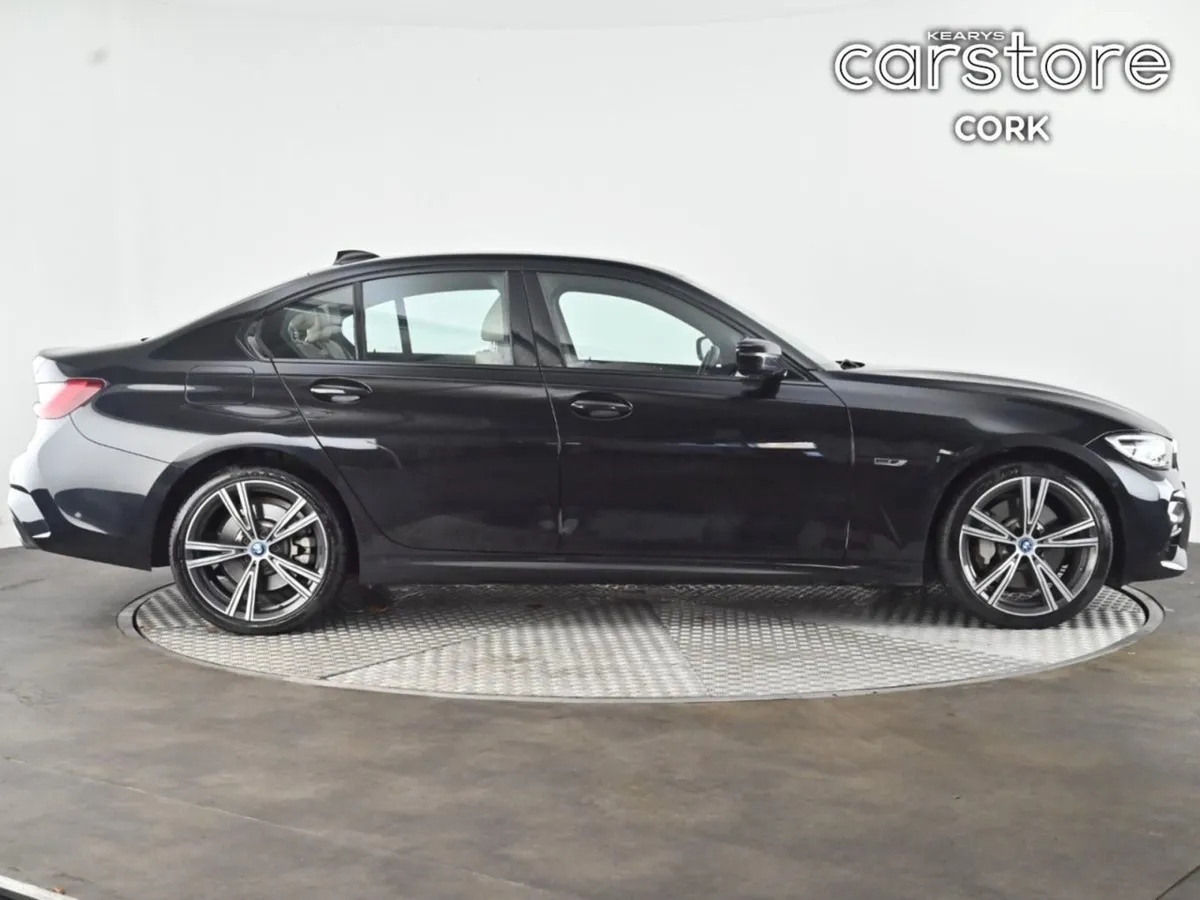 BMW 3 Series 330e M Sport Auto - Image 3