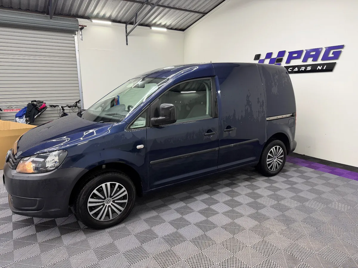 2017 VOLKSWAGEN CADDY 2.0 - DAY VAN & BED - Image 3