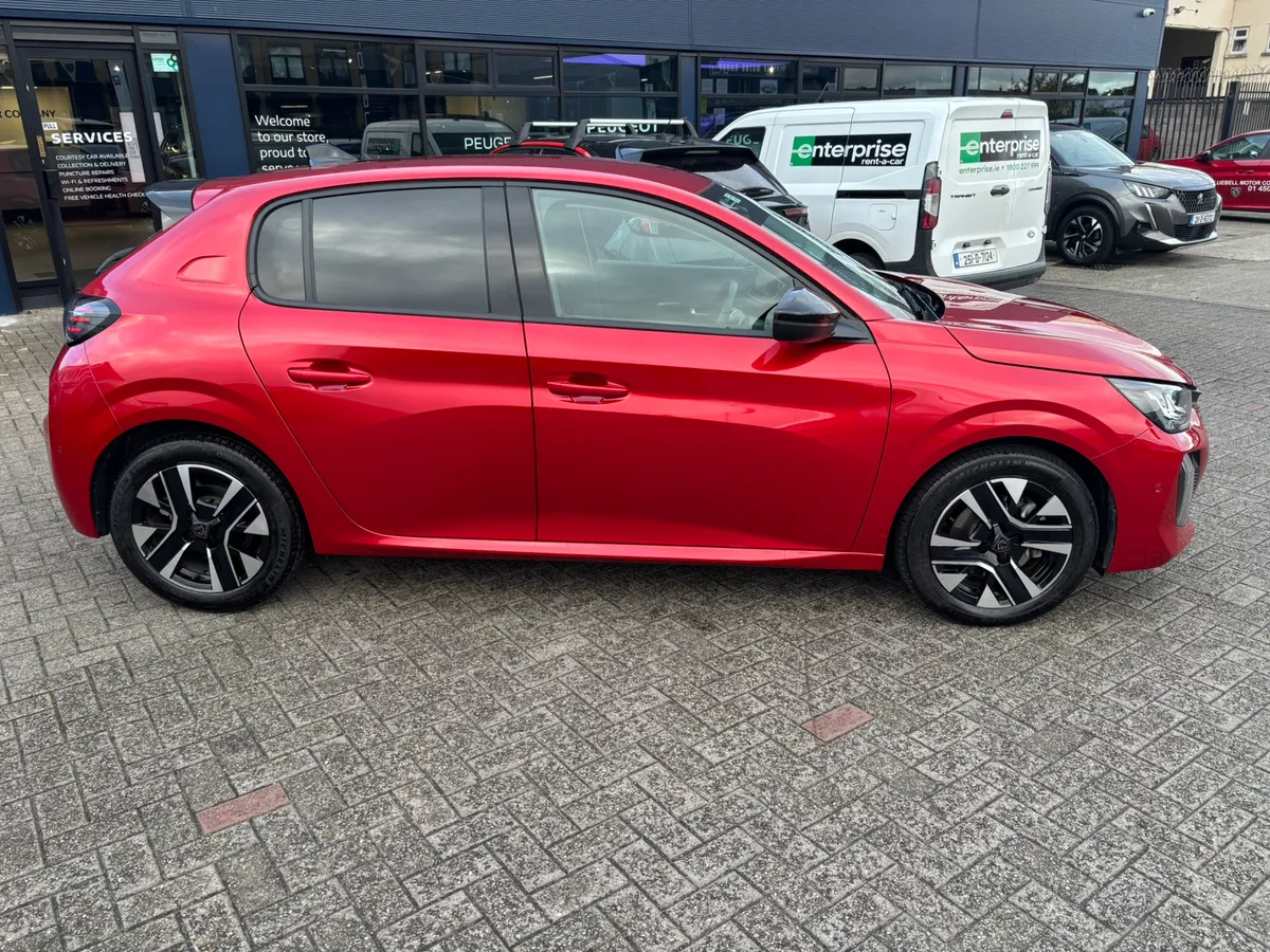 2026 Peugeot 208 Allure Hybrid ORDER NOW - Image 4