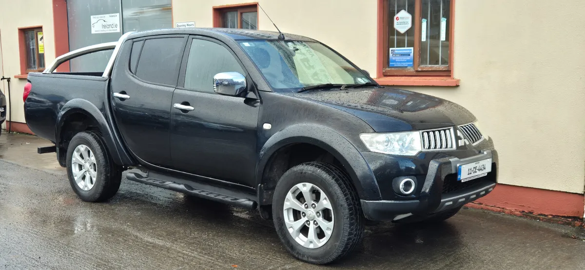 Mitsubishi L200 2011 AUTOMATIC - Image 4
