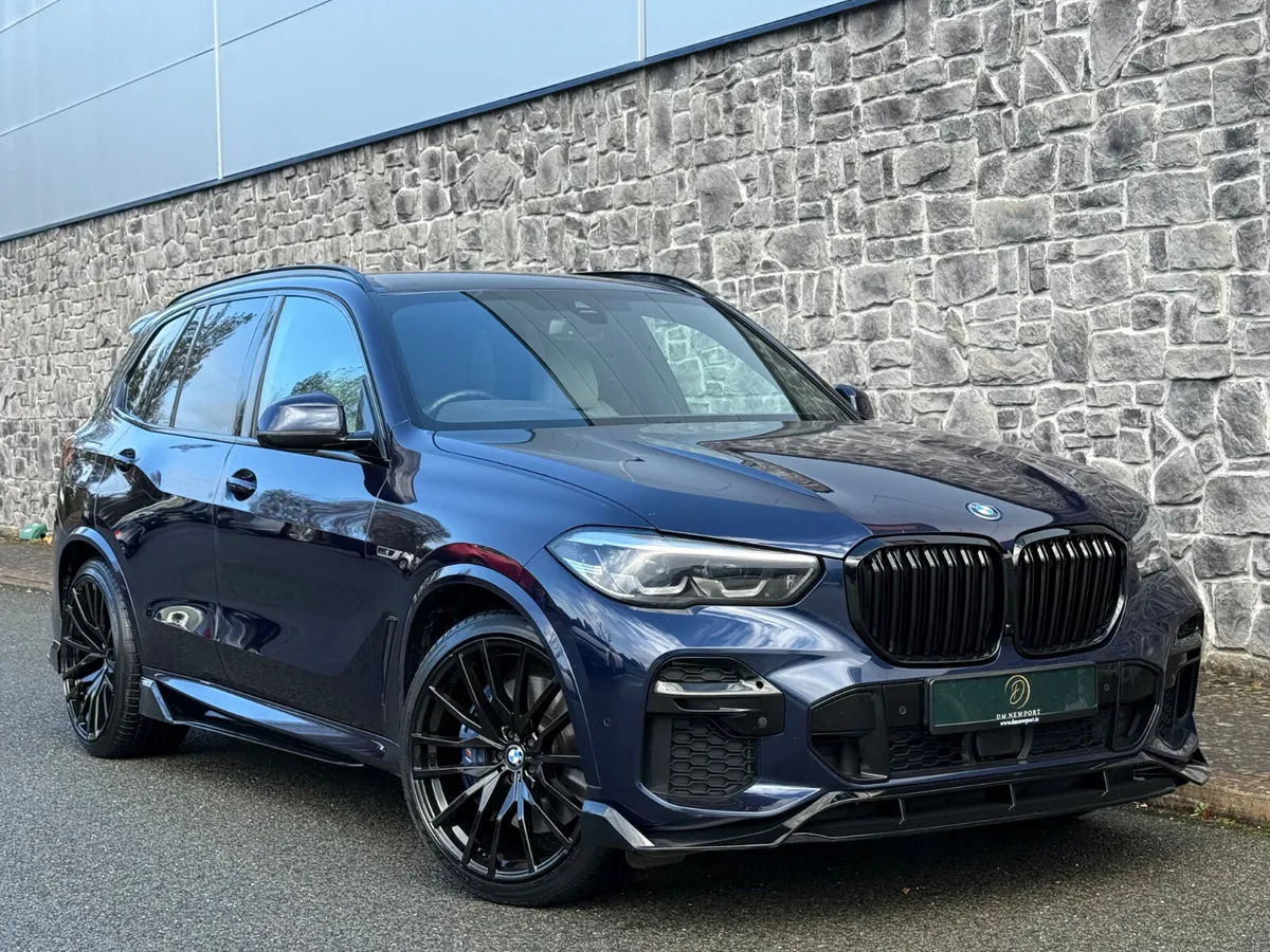 2022 BMW X5 M Sport M Performance 45E FSH - Image 1