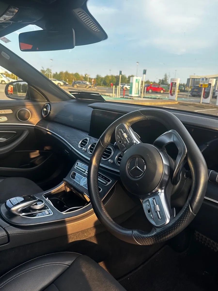 Mercedes Benz E class Estate AMG premium line 2019 - Image 2