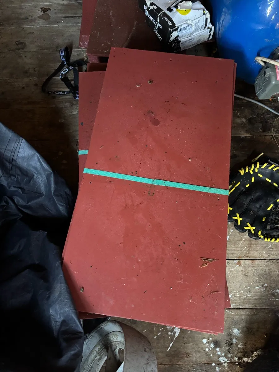 Terracotta Roof Slates - Image 3