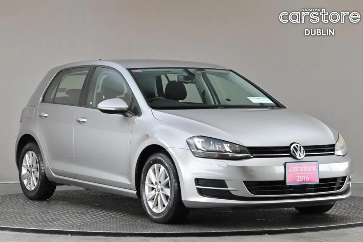 Volkswagen Golf 1.2 TSI DSG MK7 Trendline  revers - Image 1