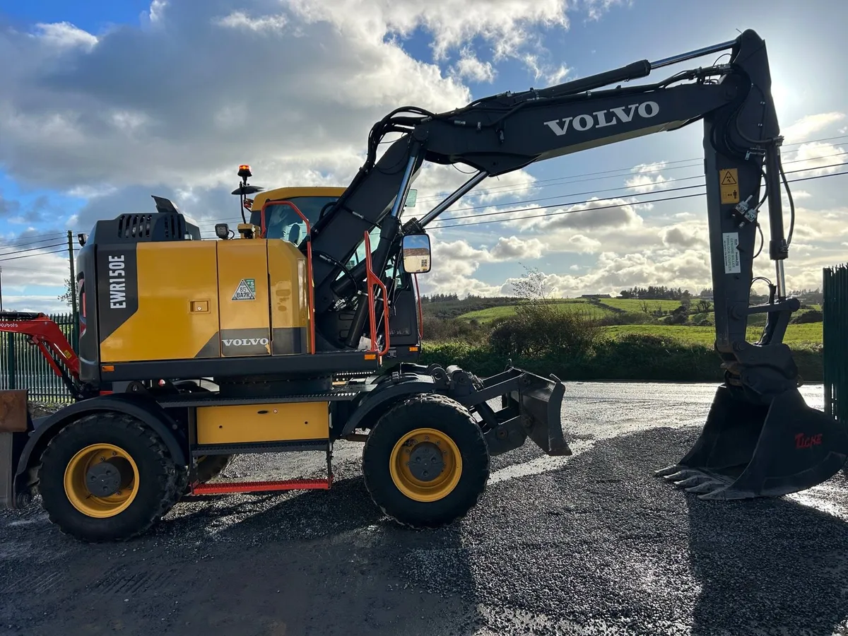 ✅ Volvo EWR150E Rubber Duck 1600hrs ⭐️ - Image 3