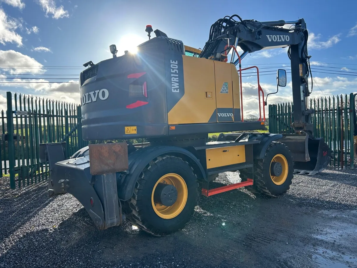 ✅ Volvo EWR150E Rubber Duck 1600hrs ⭐️ - Image 4