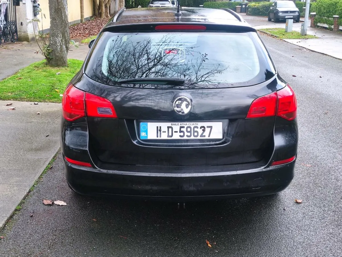 Opel astra for sale NCT and taxed - Image 2