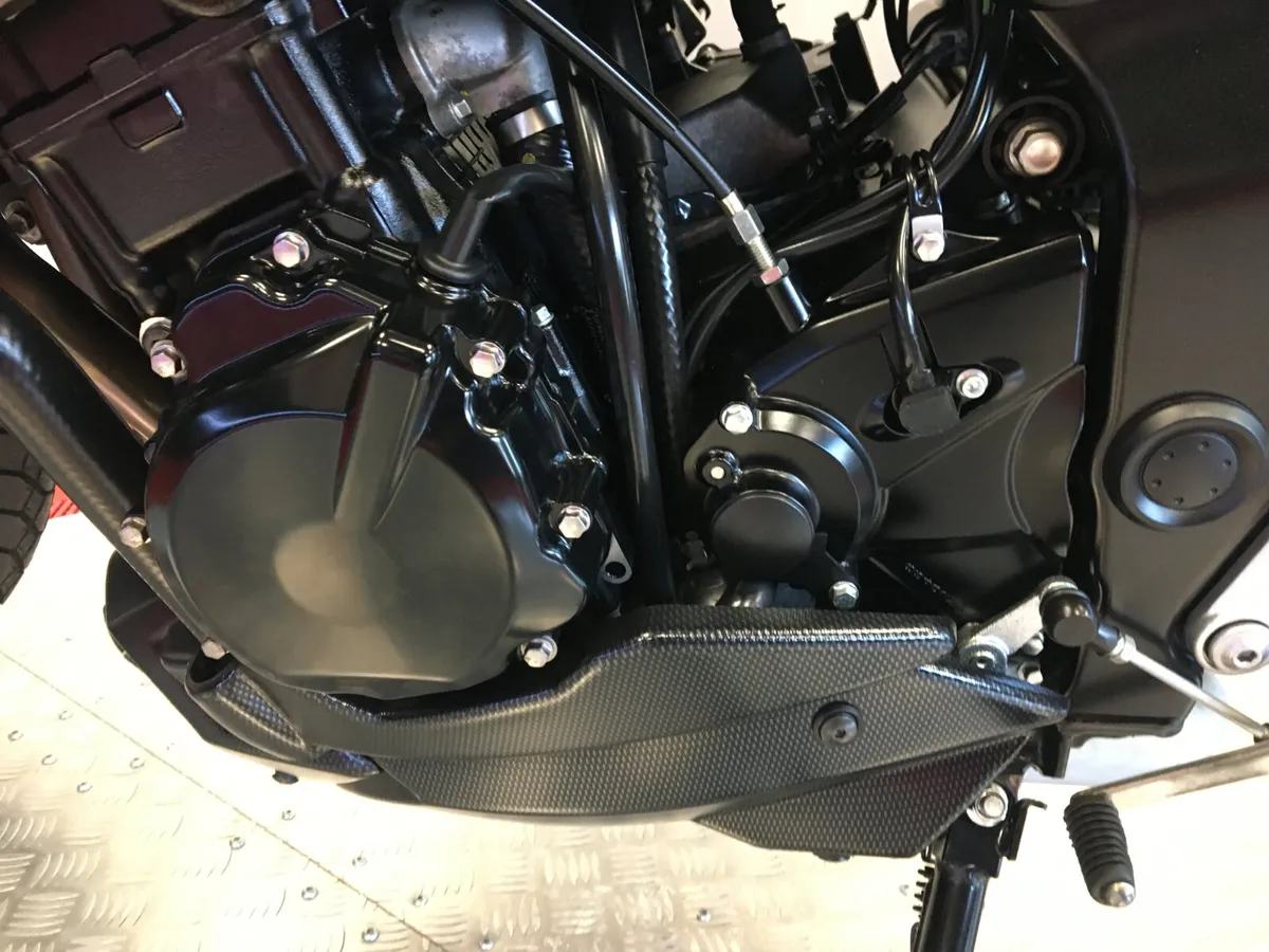 2015 Suzuki GSR 750 ''LIKE NEW'' - Image 4